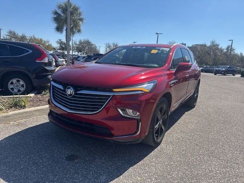 Used 2023 Buick Enclave Essence w/ Sport Touring Edition image 7