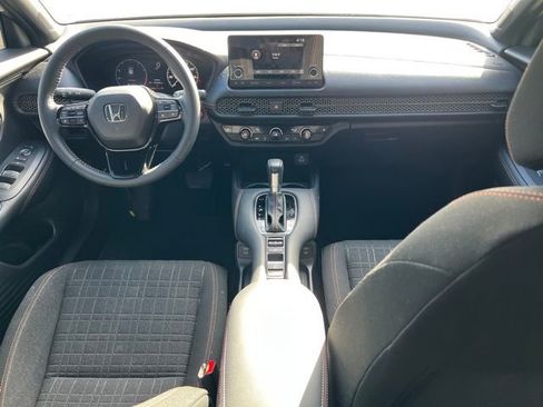 Used 2025 Honda HR-V Sport image 10