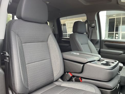 New 2026 GMC Sierra 2500 SLE w/ SLE Value Package; image 19