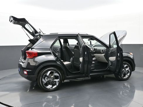 Certified 2026 Hyundai Venue SEL FWD image 51