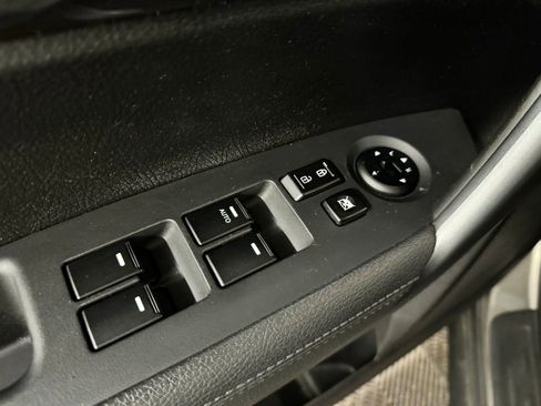 Used 2013 Kia Sorento LX image 32