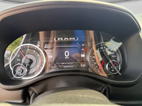 Used 2022 RAM 1500 Big Horn AWD/4WD image 12