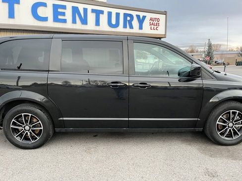 Used 2019 Dodge Grand Caravan GT image 15