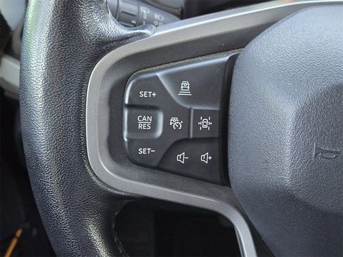 Used 2023 Ford Bronco Badlands image 29