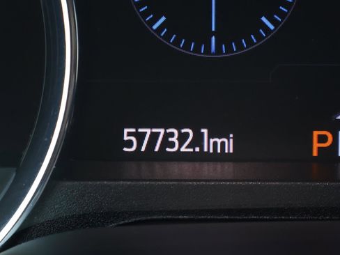 Used 2021 Ford F250 Platinum w/ FX4 Off-Road Package image 39