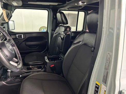 Used 2023 Jeep Wrangler Unlimited Sport AWD/4WD image 10