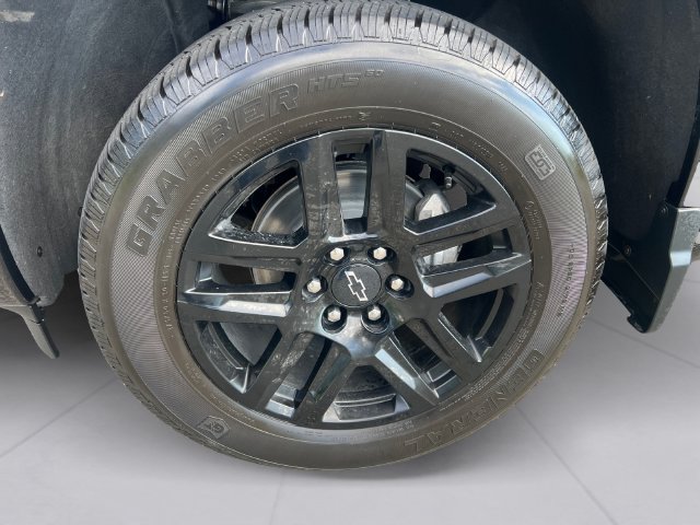 Used 2023 Chevrolet Silverado 1500 RST w/ Convenience Package II AWD/4WD image 9