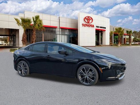 New 2026 Toyota Prius XLE image 2