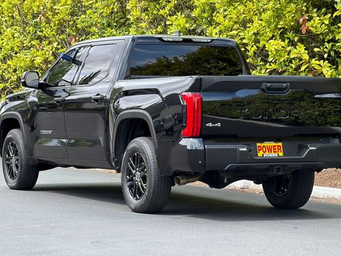 Used 2024 Toyota Tundra SR5 w/ SR5 Convenience Package AWD/4WD image 6