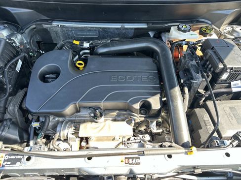 Certified 2024 Chevrolet Equinox LT FWD image 10