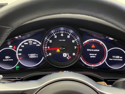 Used 2021 Porsche Cayenne image 11