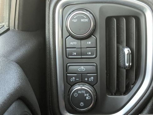 Used 2020 Chevrolet Silverado 1500 LT w/ All-Star Edition AWD/4WD image 23