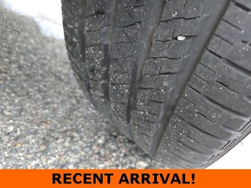 Used 2023 Jeep Grand Cherokee Overland w/ Luxury Tech Group IV image 70