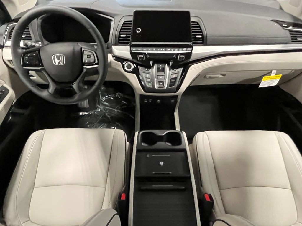 New 2027 Honda Odyssey Touring image 14