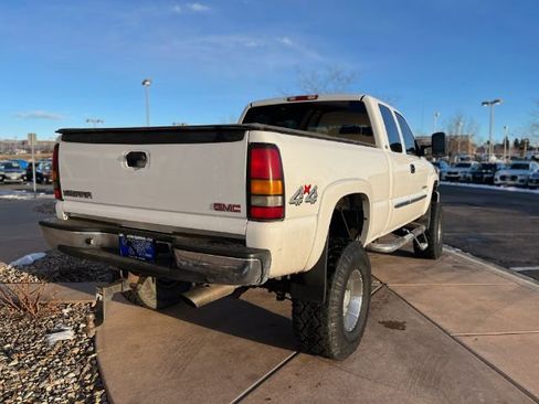 Used 2006 GMC Sierra 2500 SLT w/ Onstar Plus Package image 8