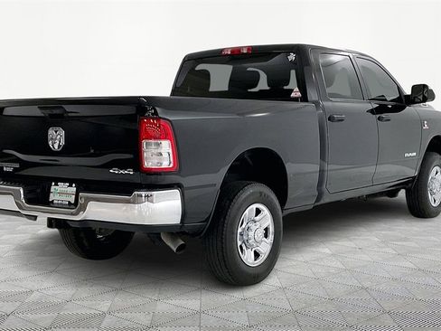 Used 2022 RAM 2500 Big Horn w/ Protection Group image 6