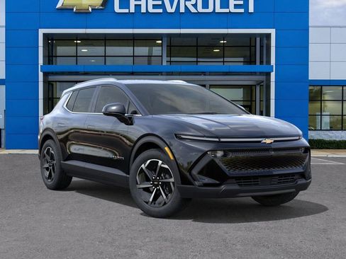 New 2026 Chevrolet Equinox EV LT image 7