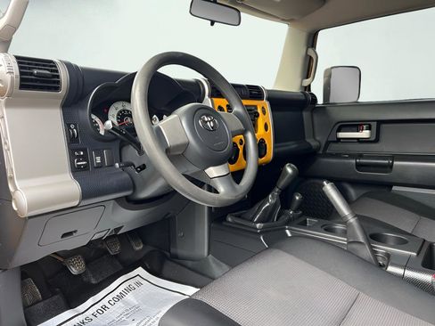 Used 2007 Toyota FJ Cruiser 4WD image 32