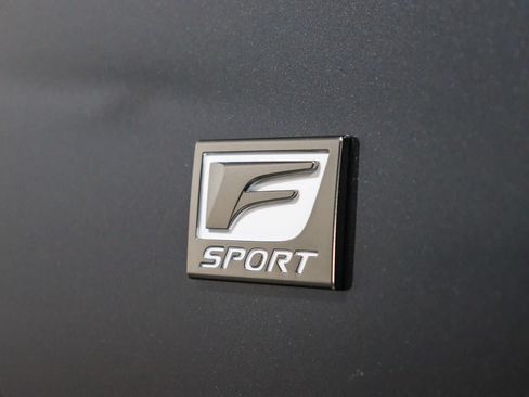 Used 2025 Lexus IS 350 F Sport RWD image 12