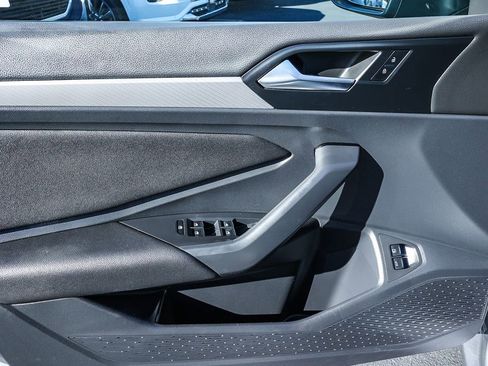 Used 2021 Volkswagen Jetta S w/ Driver Assistance Package image 27