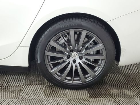 Used 2021 Maserati Ghibli S image 18