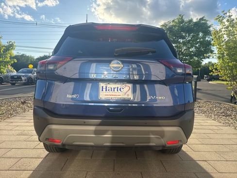 Used 2023 Nissan Rogue SV AWD/4WD image 6