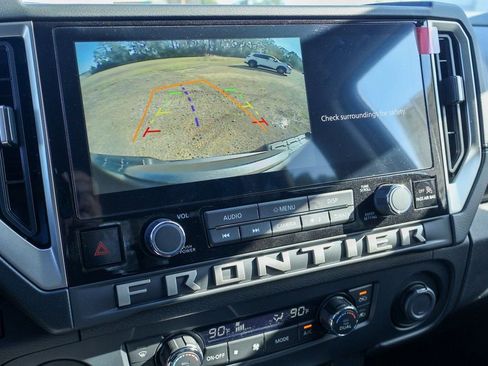 New 2026 Nissan Frontier SV image 4