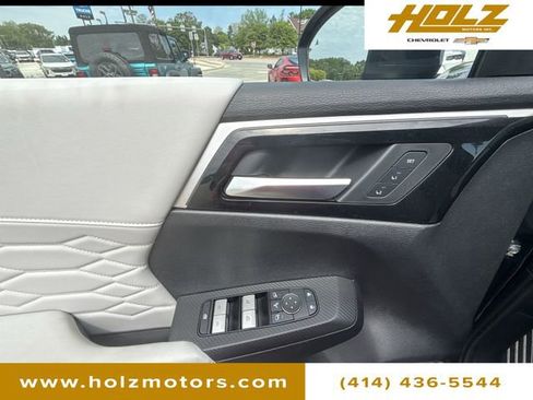 Used 2025 Mitsubishi Outlander SEL AWD/4WD image 24
