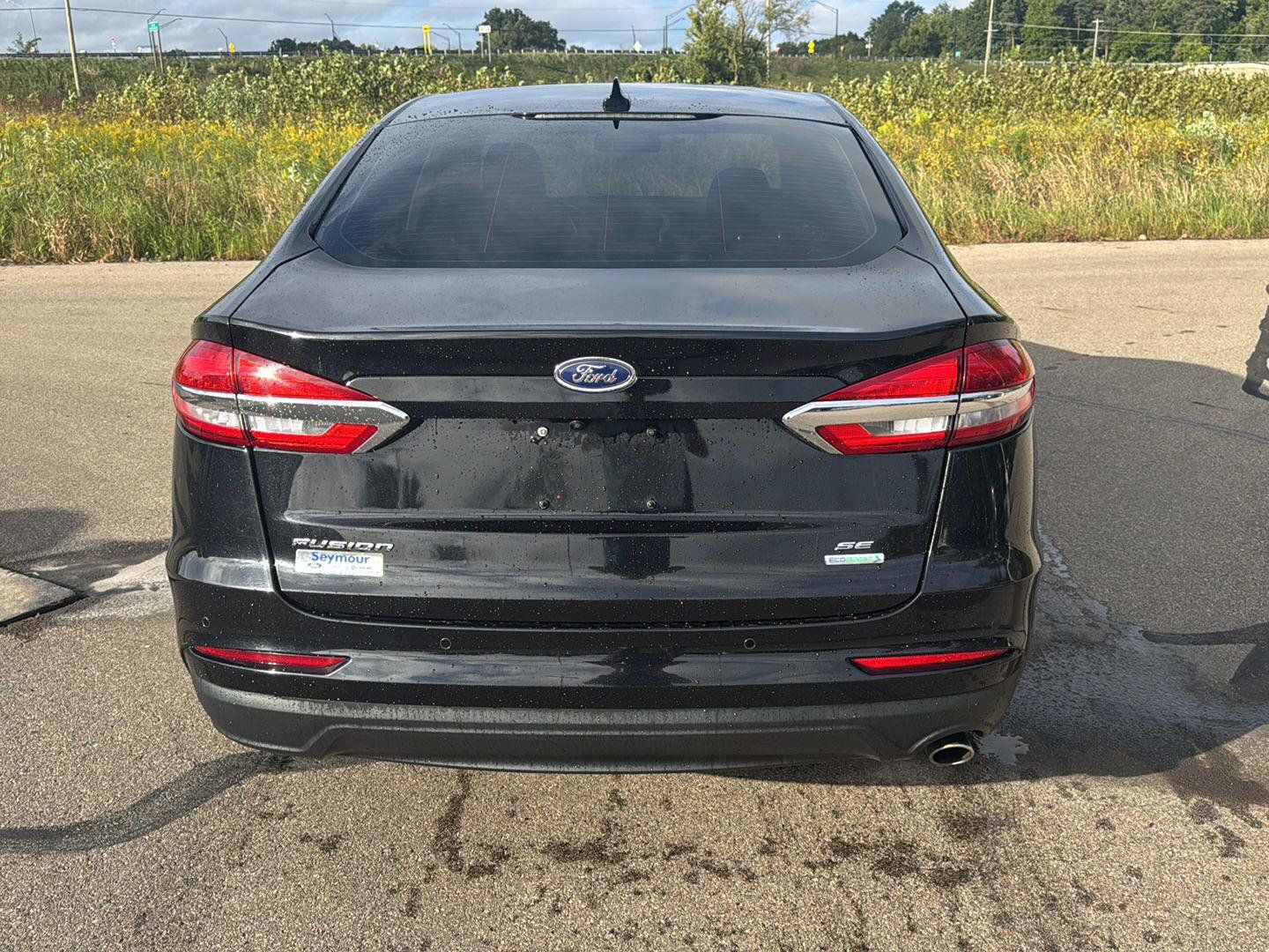 Used 2020 Ford Fusion SE FWD image 4