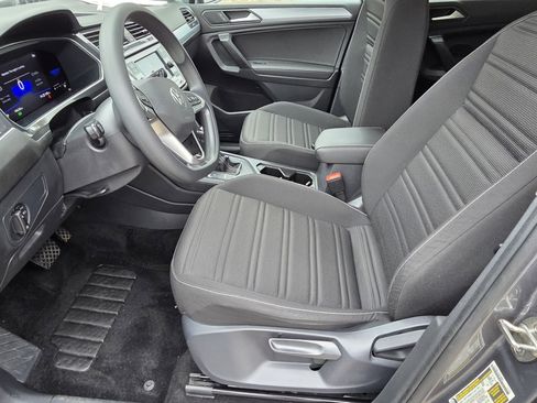 Certified 2023 Volkswagen Tiguan S image 5