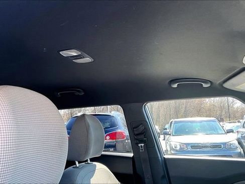 Used 2015 Kia Soul image 19