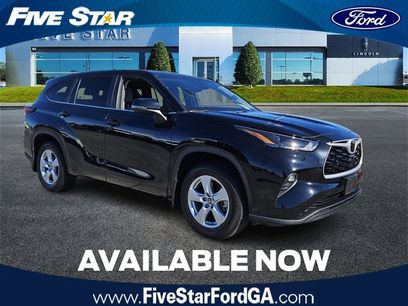 Used 2024 Toyota Highlander LE