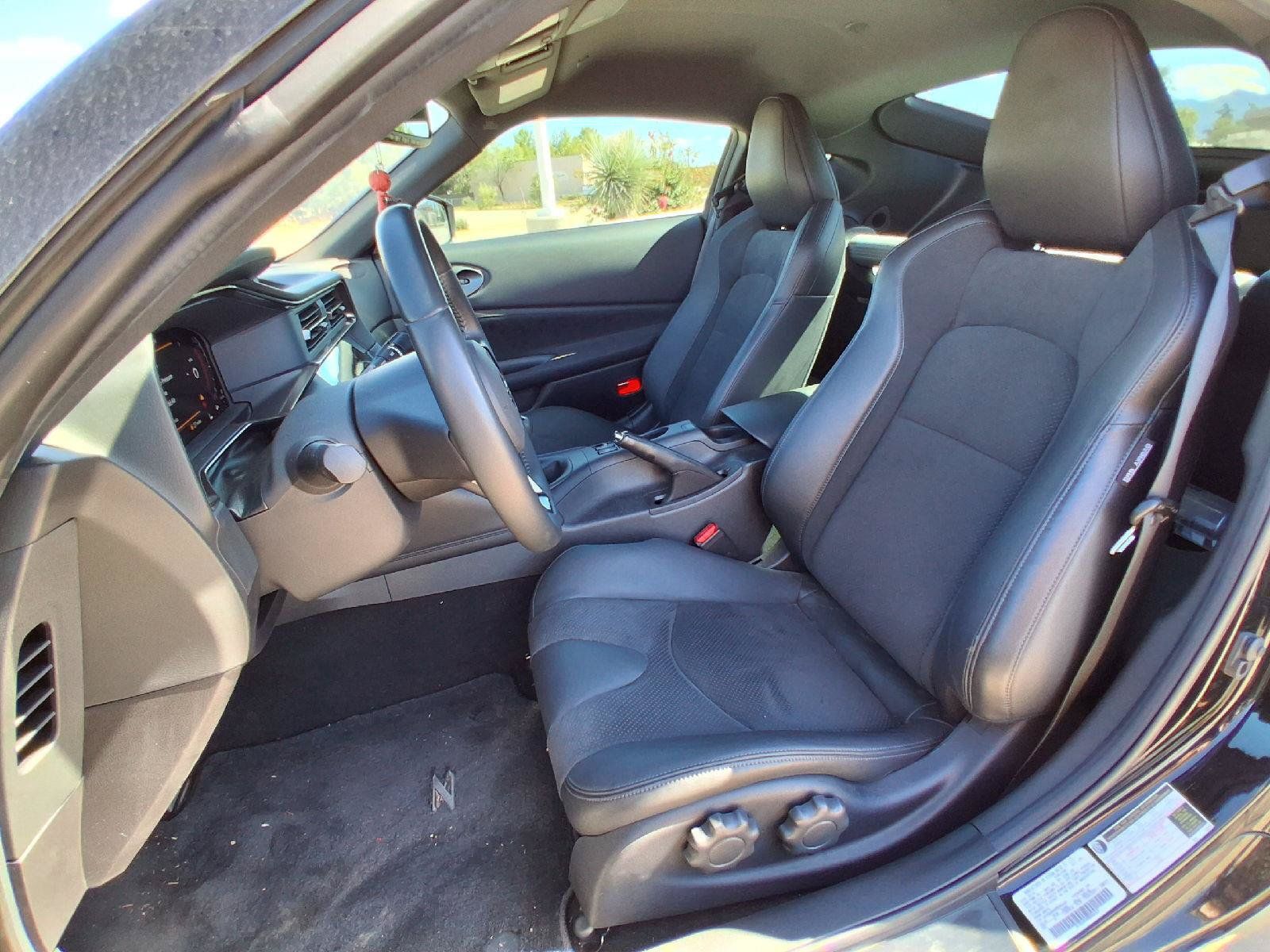 Used 2024 Nissan Z Performance w/ Floor Mat Package RWD image 14