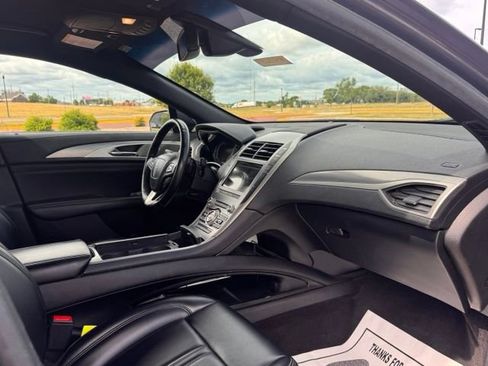 Used 2019 Lincoln MKZ Premiere AWD/4WD image 25