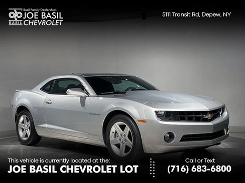 Used 2010 Chevrolet Camaro LT RWD image 1