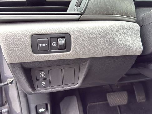 Used 2018 Honda Accord EX-L image 18
