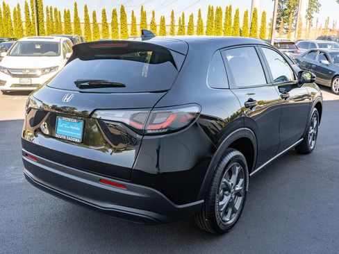 New 2027 Honda HR-V LX image 6