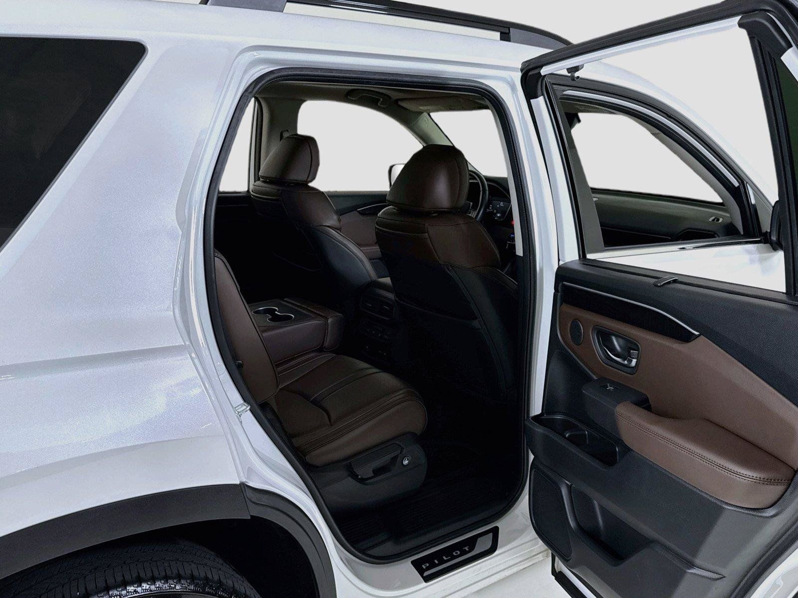 Used 2024 Honda Pilot Elite image 28