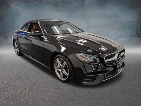 Used 2018 Mercedes-Benz E 400 4MATIC Cabriolet image 3