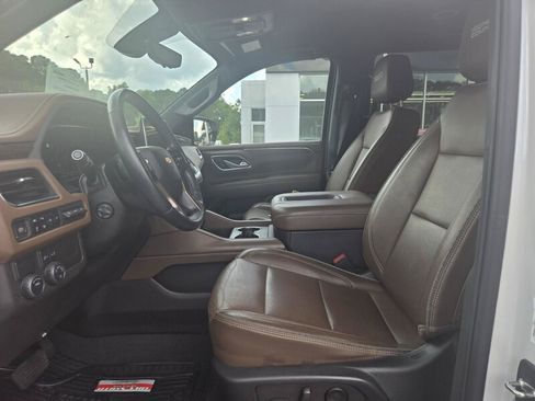Used 2022 Chevrolet Tahoe High Country RWD image 22