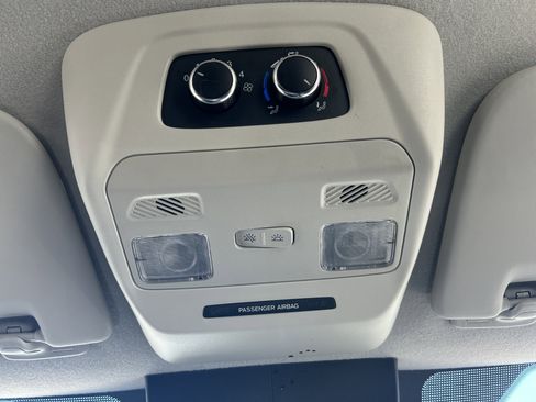Certified 2023 Ford Transit 350 XLT RWD image 23