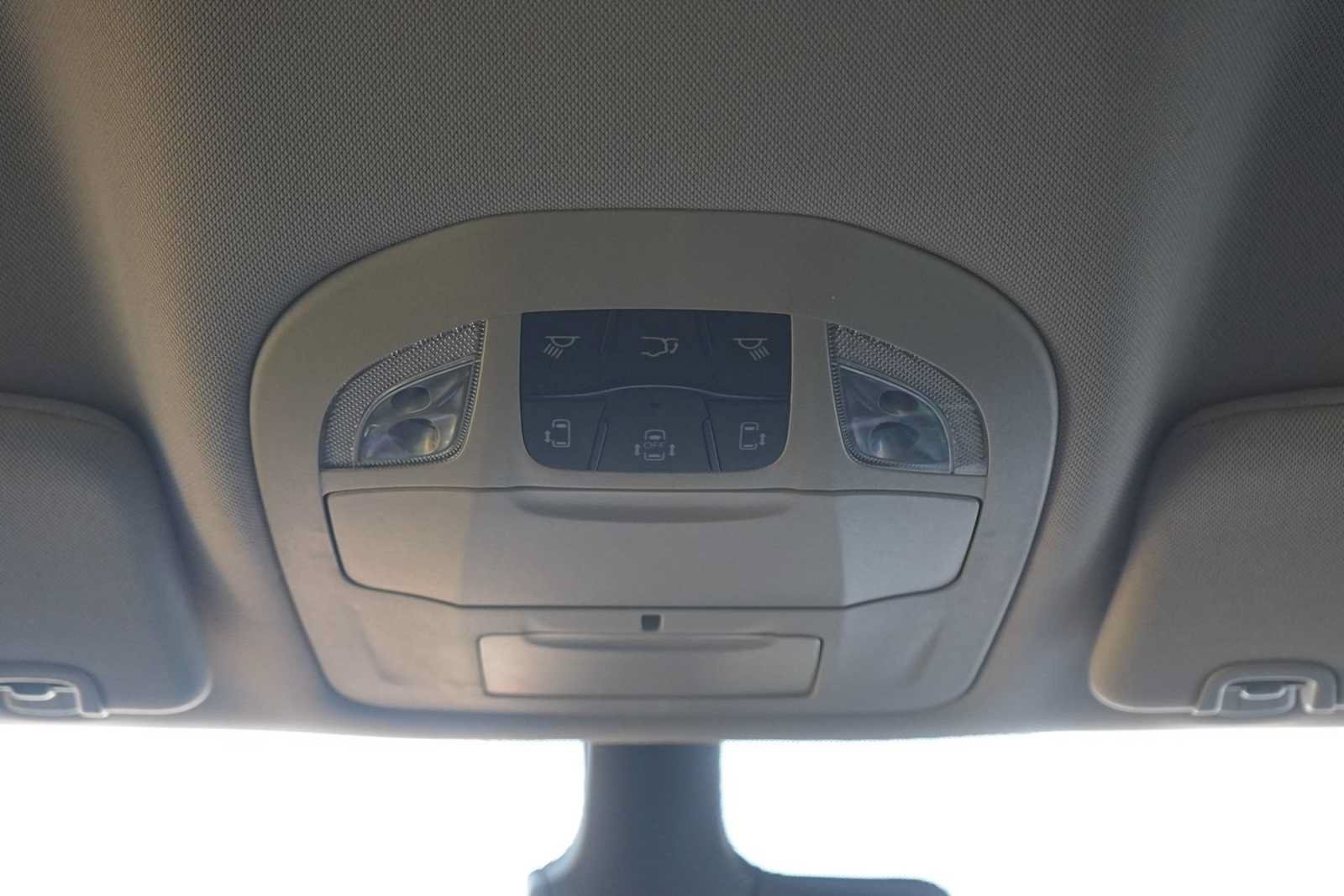 Used 2024 Chrysler Pacifica Touring-L FWD image 24