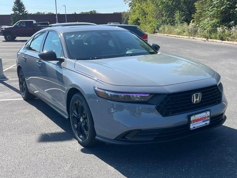 New 2025 Honda Accord SE image 7