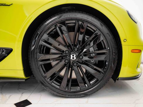 Used 2024 Bentley Continental GT Speed image 14