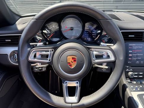Used 2019 Porsche 911 Carrera 4S AWD/4WD image 18
