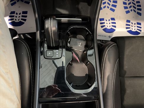 Used 2021 Volvo XC40 P8 Recharge image 50