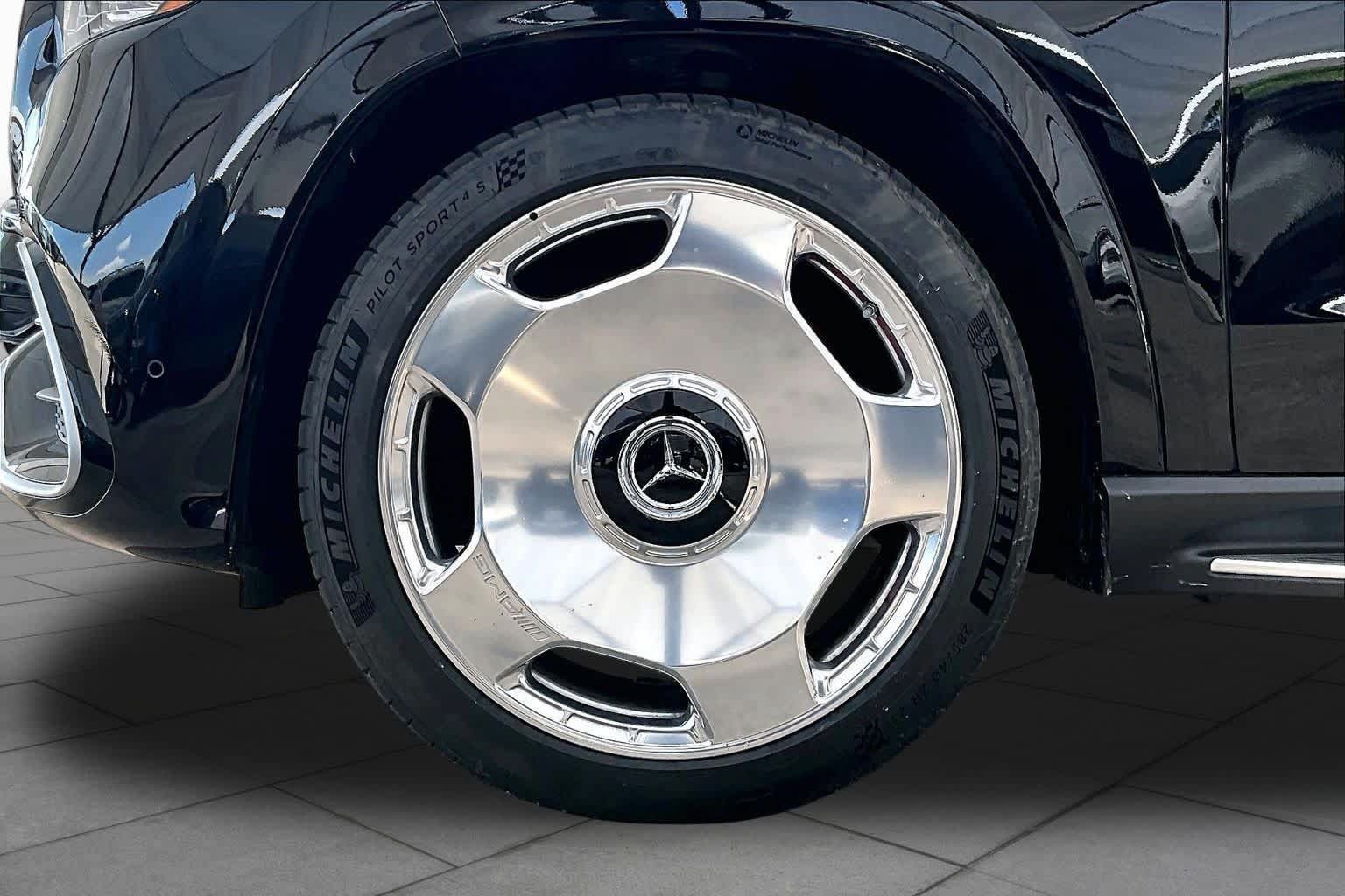Certified 2023 Mercedes-Benz GLS 63 AMG 4MATIC image 11