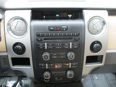 Used 2011 Ford F150 XLT w/ XLT Convenience Pkg AWD/4WD image 35