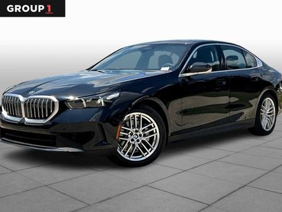 New 2025 BMW 530i