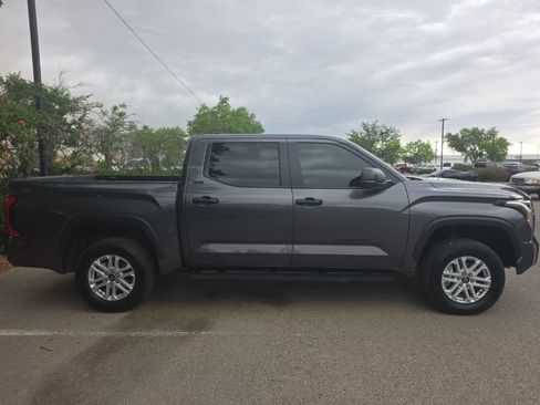 Used 2025 Toyota Tundra SR5 AWD/4WD image 8